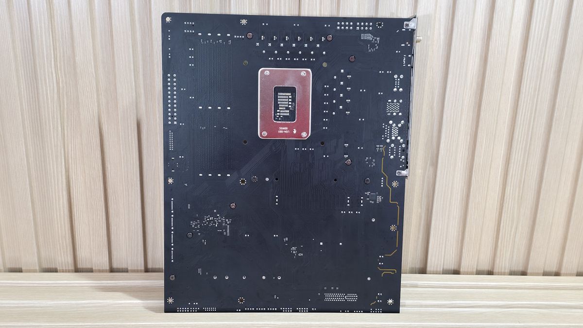 ASRock B860 Challenger Wifi - board images