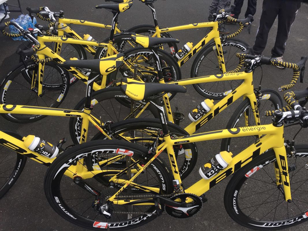 ProLogo lso provided Direct Energy with colour coordinated bar tape