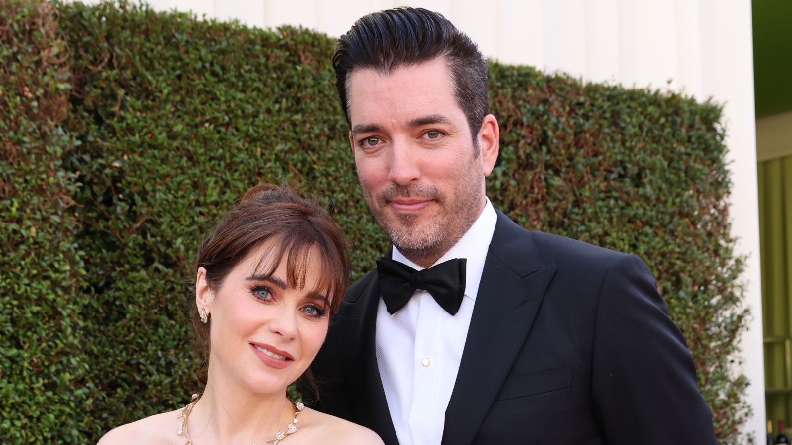 Zooey Deschanel and Jonathan Scott