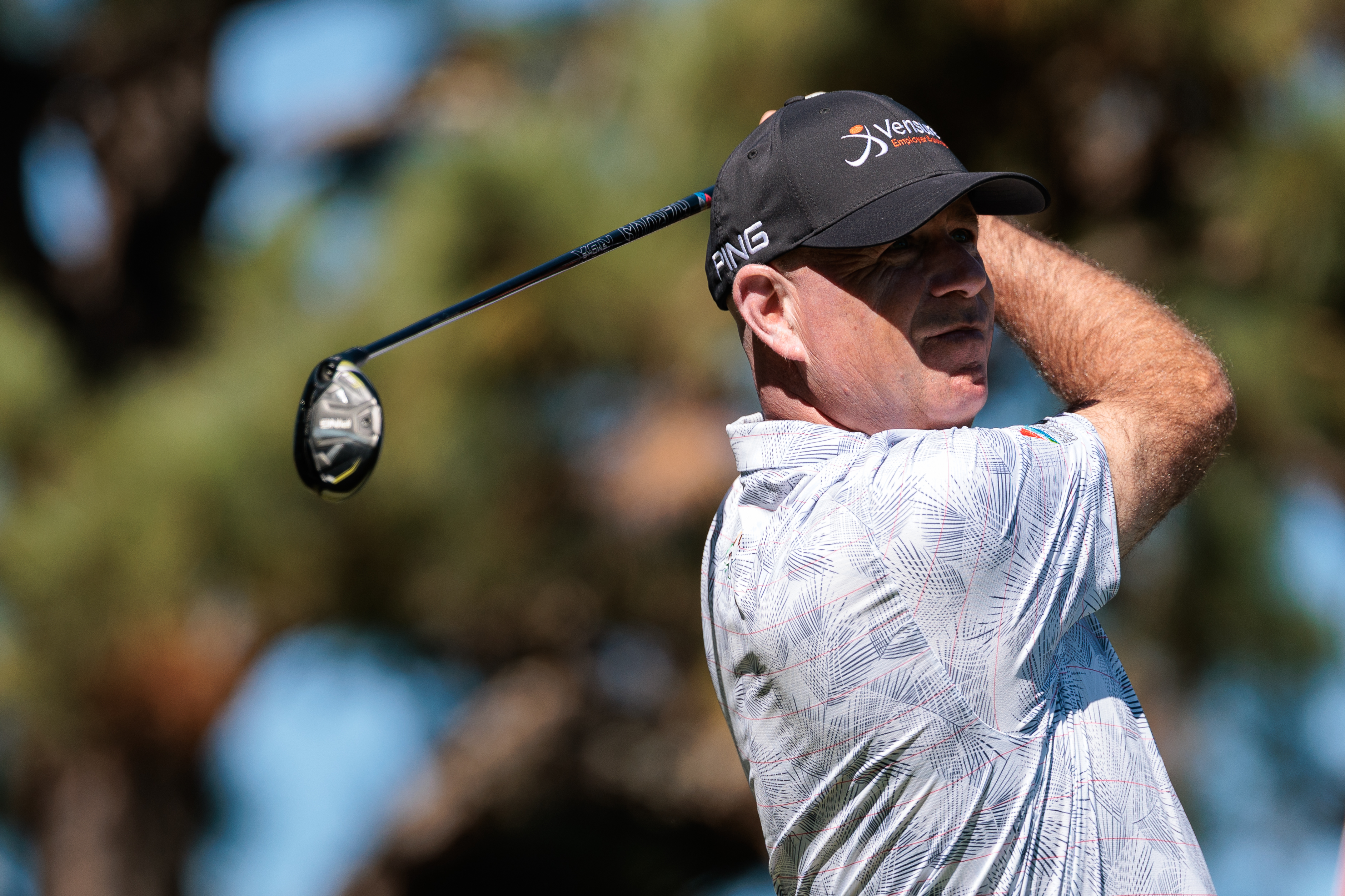Stewart Cink hits a hybrid