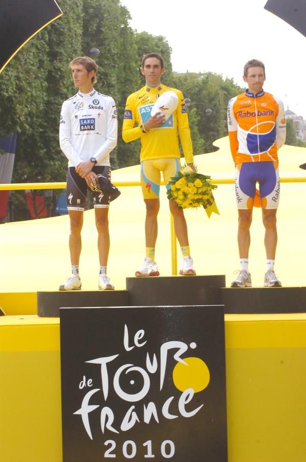 The Spanish anthem plays for Alberto Contador (Astana), who stands along Andy Schleck (Saxo Bank) and Denis Menchov (Rabobank)