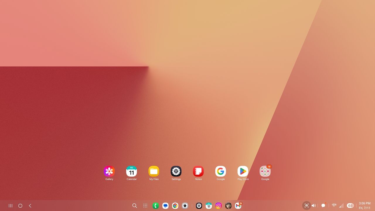 Samsung DeX on Galaxy Z Flip 7 screenshot.