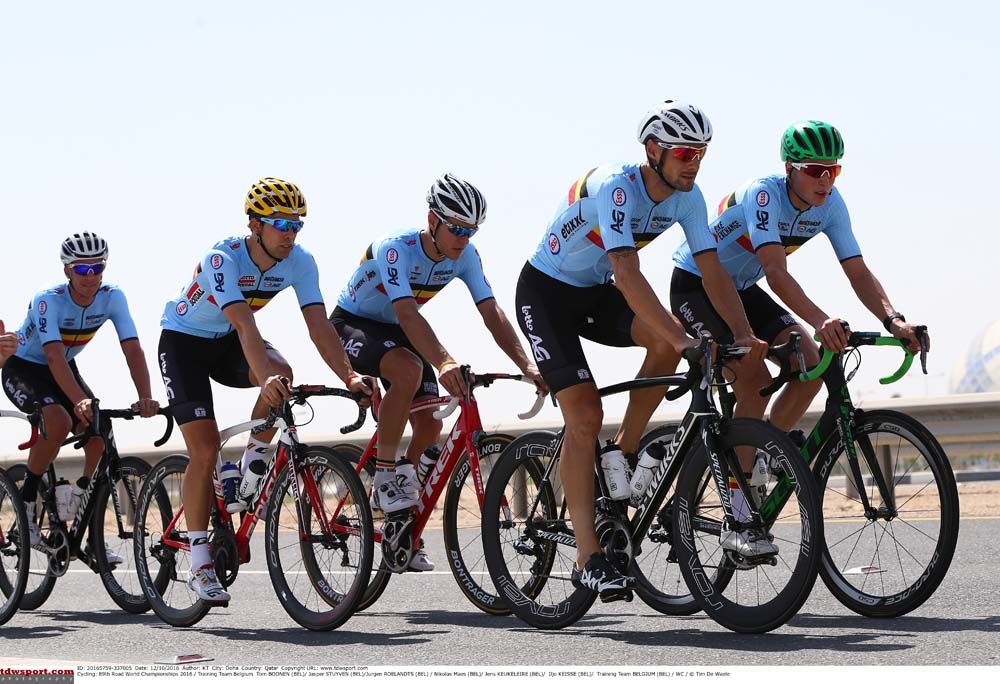 Tom Boonen does a turn on the front with Jens Keukeleire