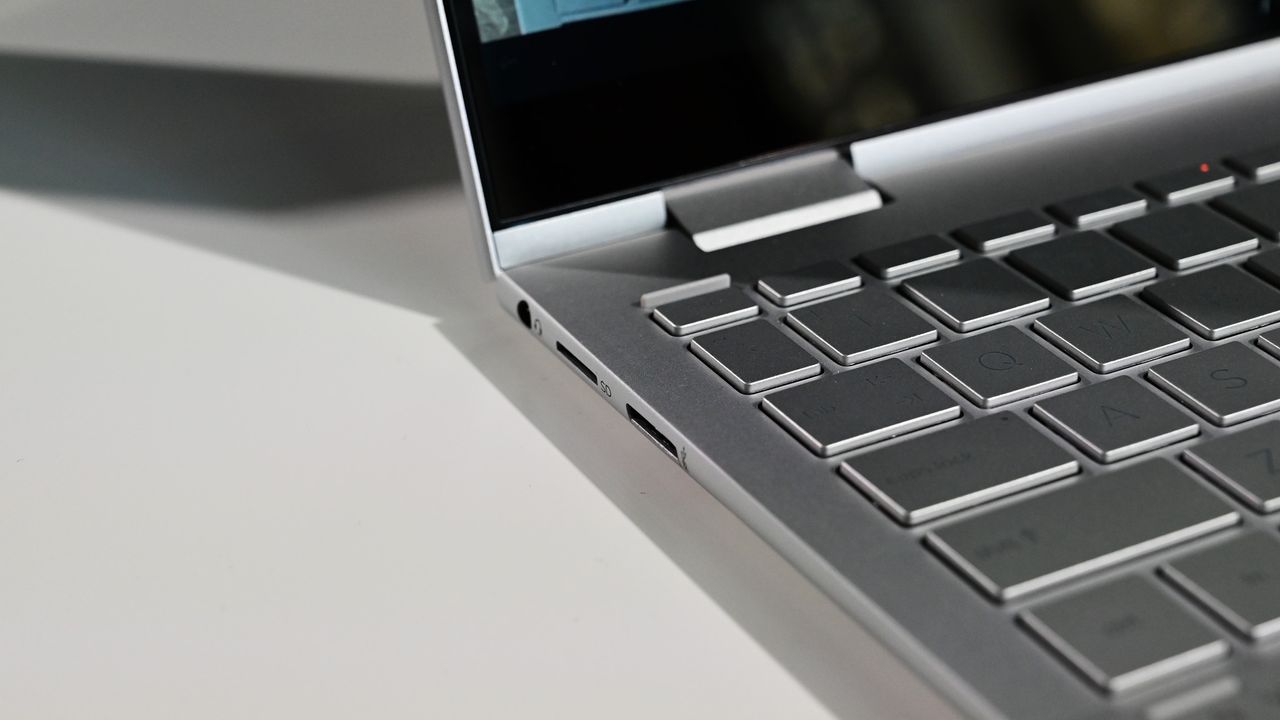 HP Envy x360 13.3" for 2022.