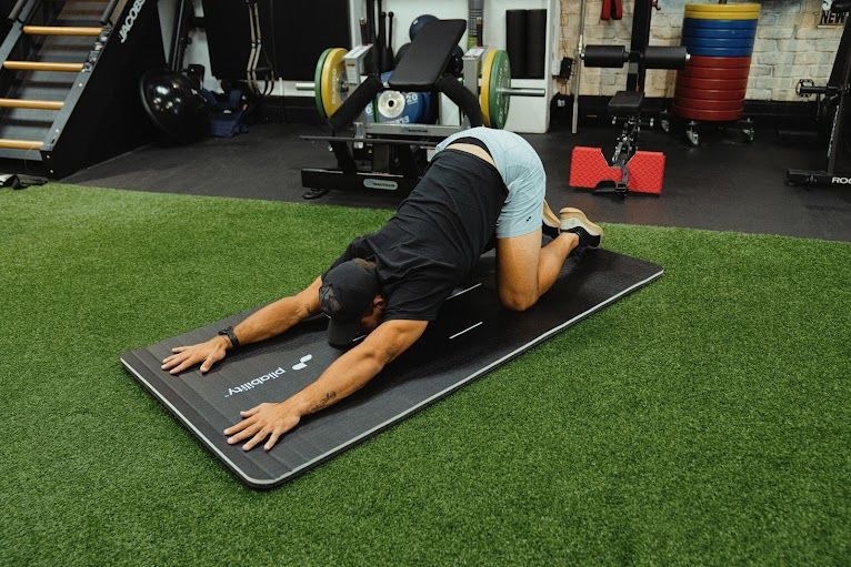 You only need four stretches and 10 minutes to build a stronger body and soothe aching muscles You only need four stretches and 10 minutes to build a stronger body and soothe aching muscles