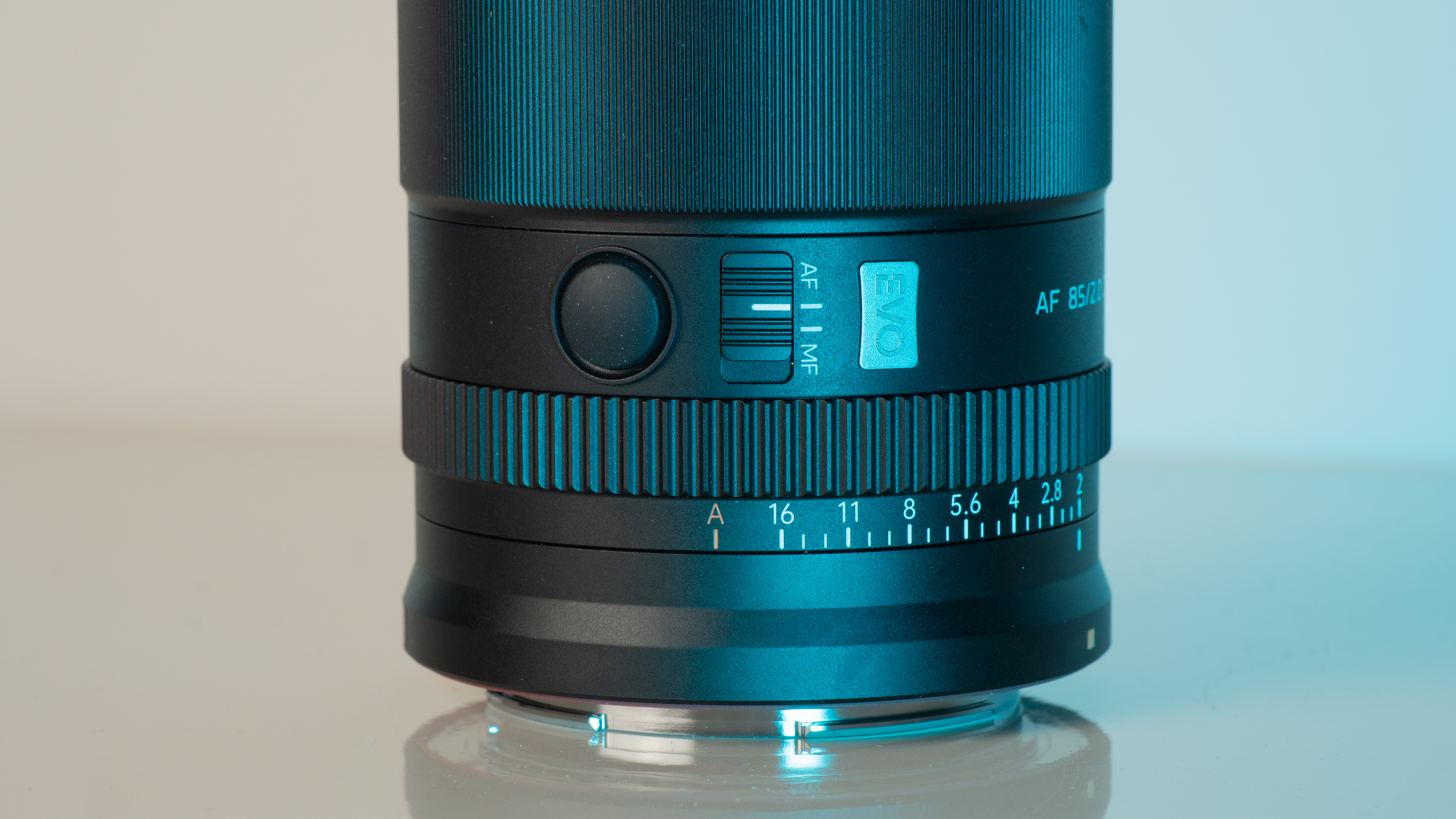 Viltrox 85mm f/2 EVO