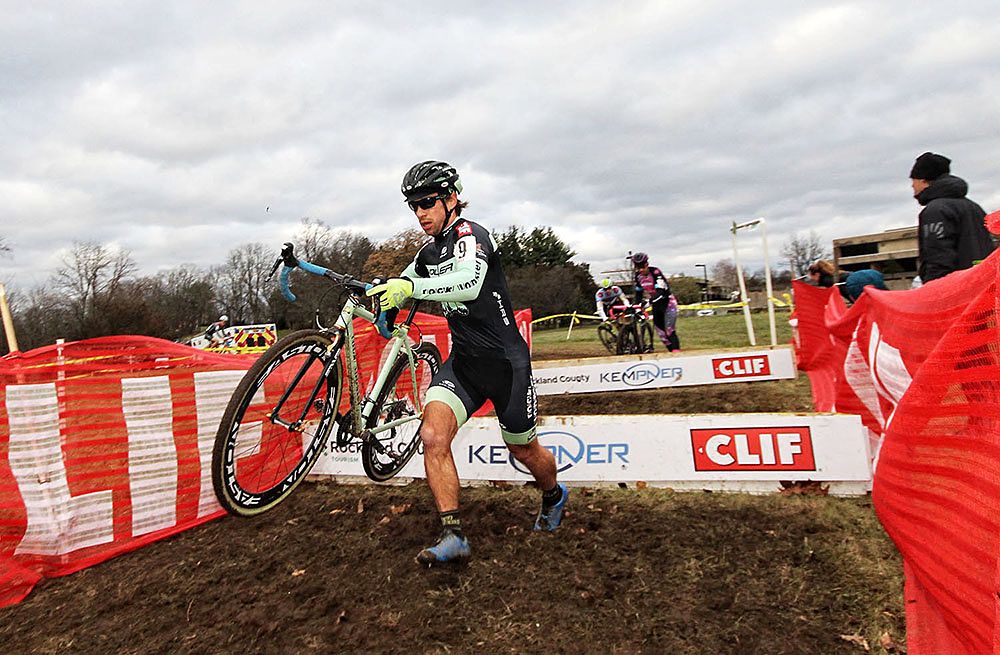 Max Judelson (Voler/Clif/HRS/Rock Lobster) seamlessly moves his bike over the barriers