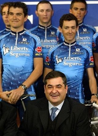 Saiz was all smiles when Liberty Seguros was launched. The rider directly behind him is Roberto Heras, who was later stripped off his 2005 Vuelta title.