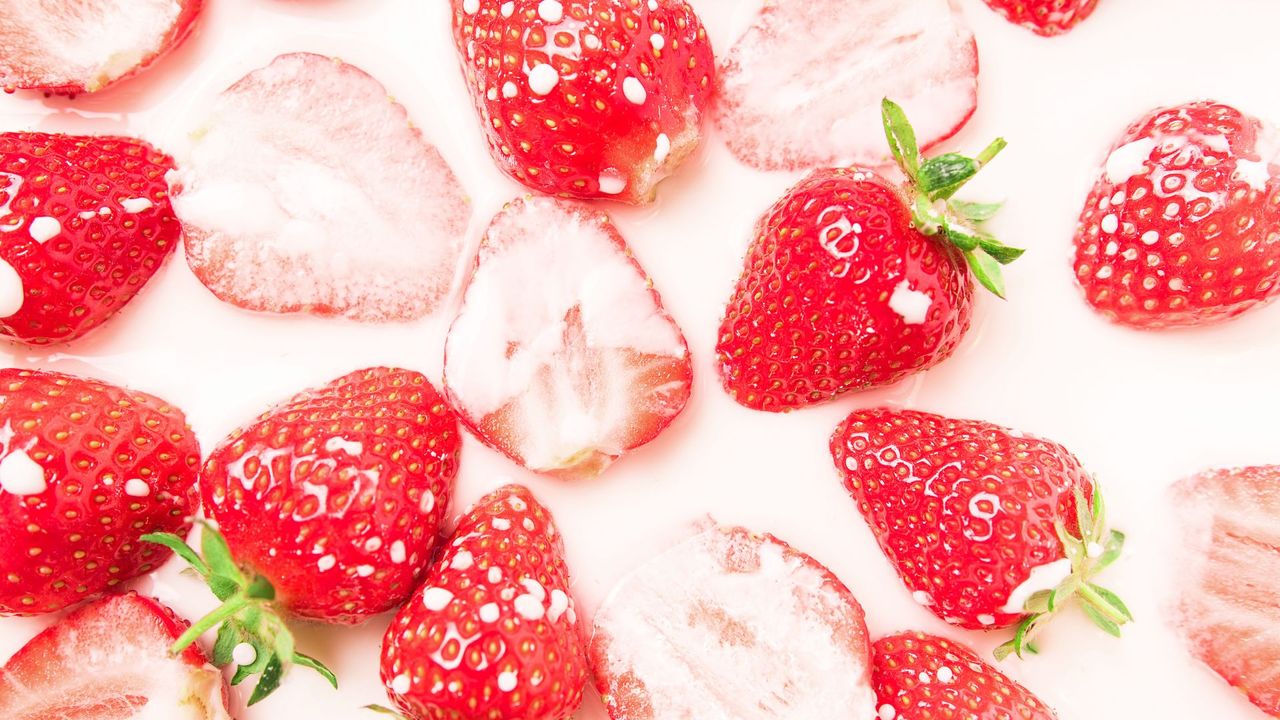 strawberries and cream traditionally served at wimbledon