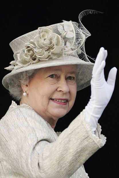 The Queen always wears gloves.