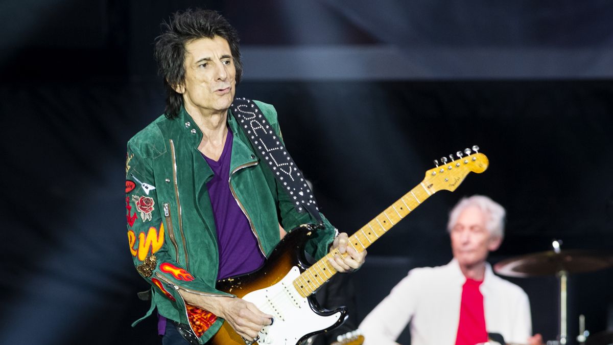 Ronnie Wood Reveals Hes Been Given The All Clear After Battling Cancer For A Second Time