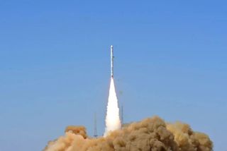 A Hyperbola 1 solid rocket lifts off from Jiuquan spaceport in the Gobi Desert on April 7, 2023.