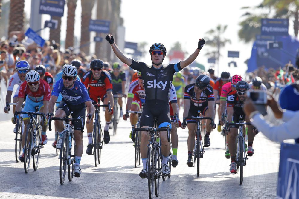 Elia Viviani wins stage 2 of the Dubai Tour
