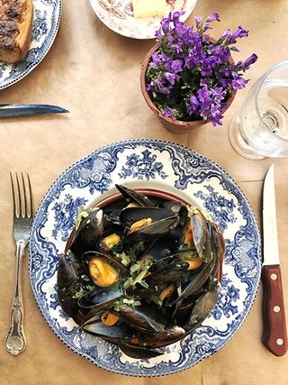 Mussels at La Poule au Pot