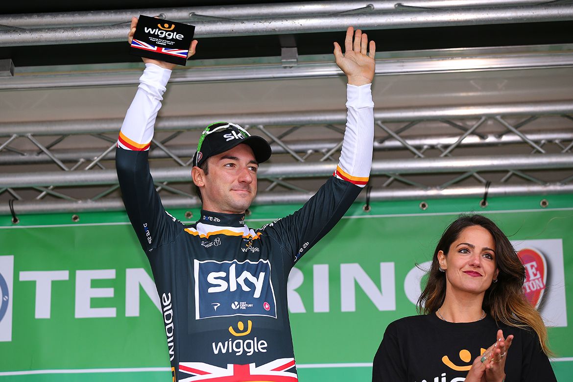 Elia Viviani (Sky) still leads the points classification