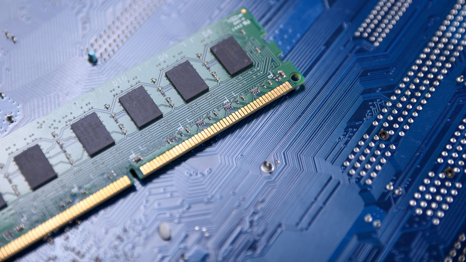 Samsung and SK Hynix to Soon Cease DDR3 Production
