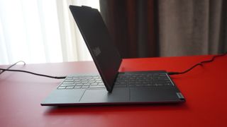 Lenovo Auto Twist