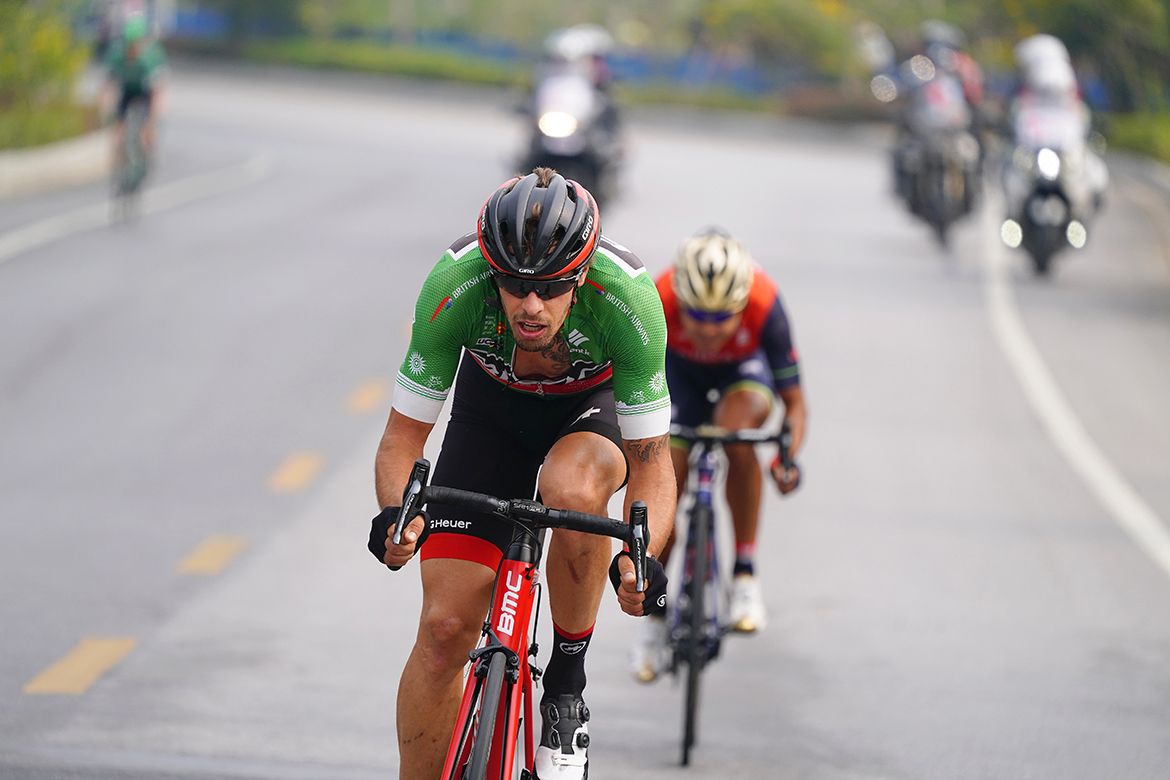 Daniel Oss in the mountains classification jersey