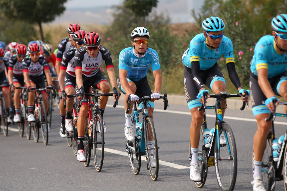 Alexey Lutsenko (Astana) was carefully protected by his teammates