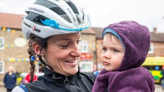 Lizzie Deignan and her daughter Orla