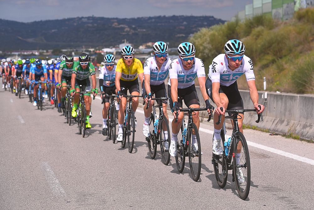Team Sky line up in front of race leader Geraint Thomas