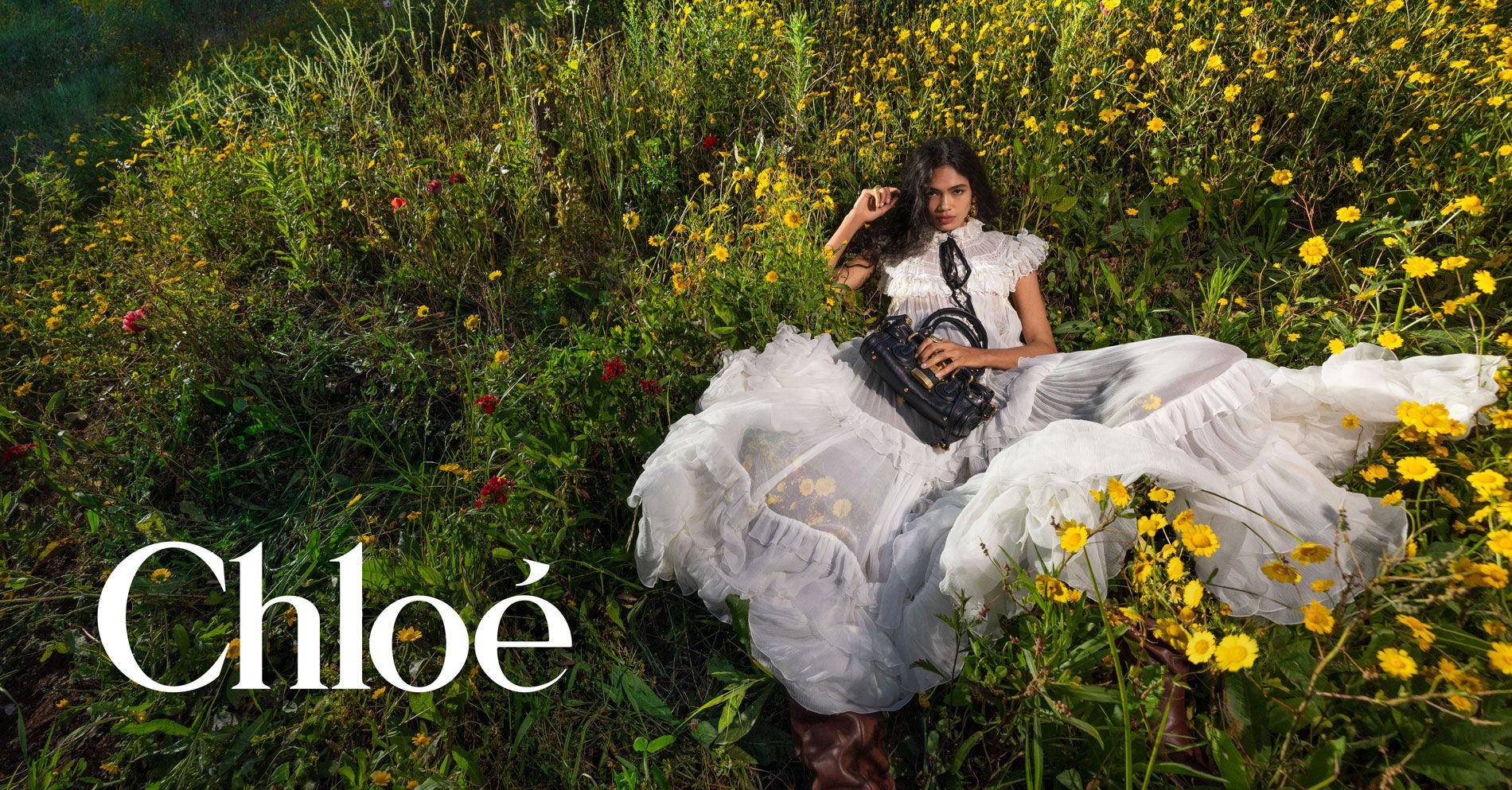 Chloé Reveals Its Winter 26 Campaign—See the Romantic Photos