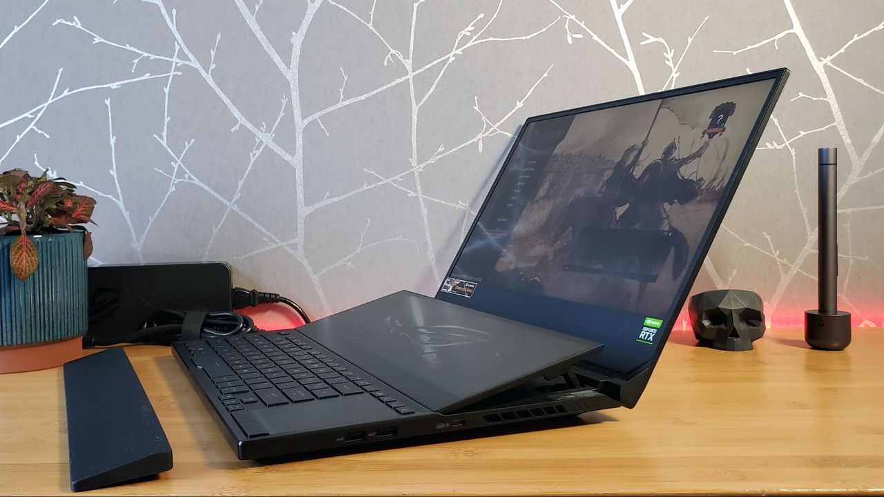 Asus ROG Zephyrus Duo 15 SE GX551