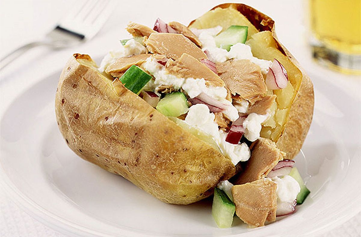 Tuna and onion jacket potatoes Lunch Recipes GoodtoKnow