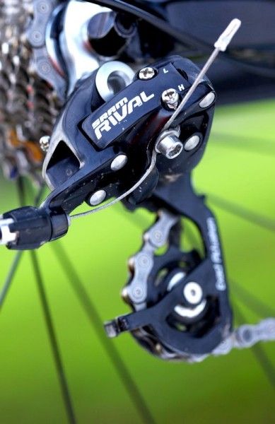 Lightweight SRAM Rival gearing is the star of the show