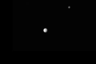 Pluto and Charon Photographed by New Horizons Spaceprobe