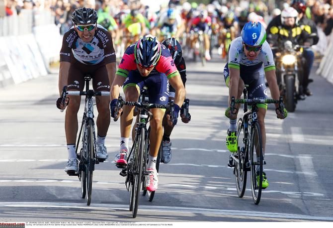 Diego Ulissi (Lampre-Merida) out-sprints Matteo Montaguti (AG2R) and Julian Arredondo (Trek)