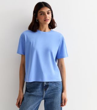 camiseta azul