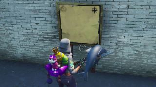 we ve got a bit of a fortnite blast from the past here as following treasure maps to located hidden battle stars used to be a staple of the fortnite battle - fortnite follow the treasure map paradise palms