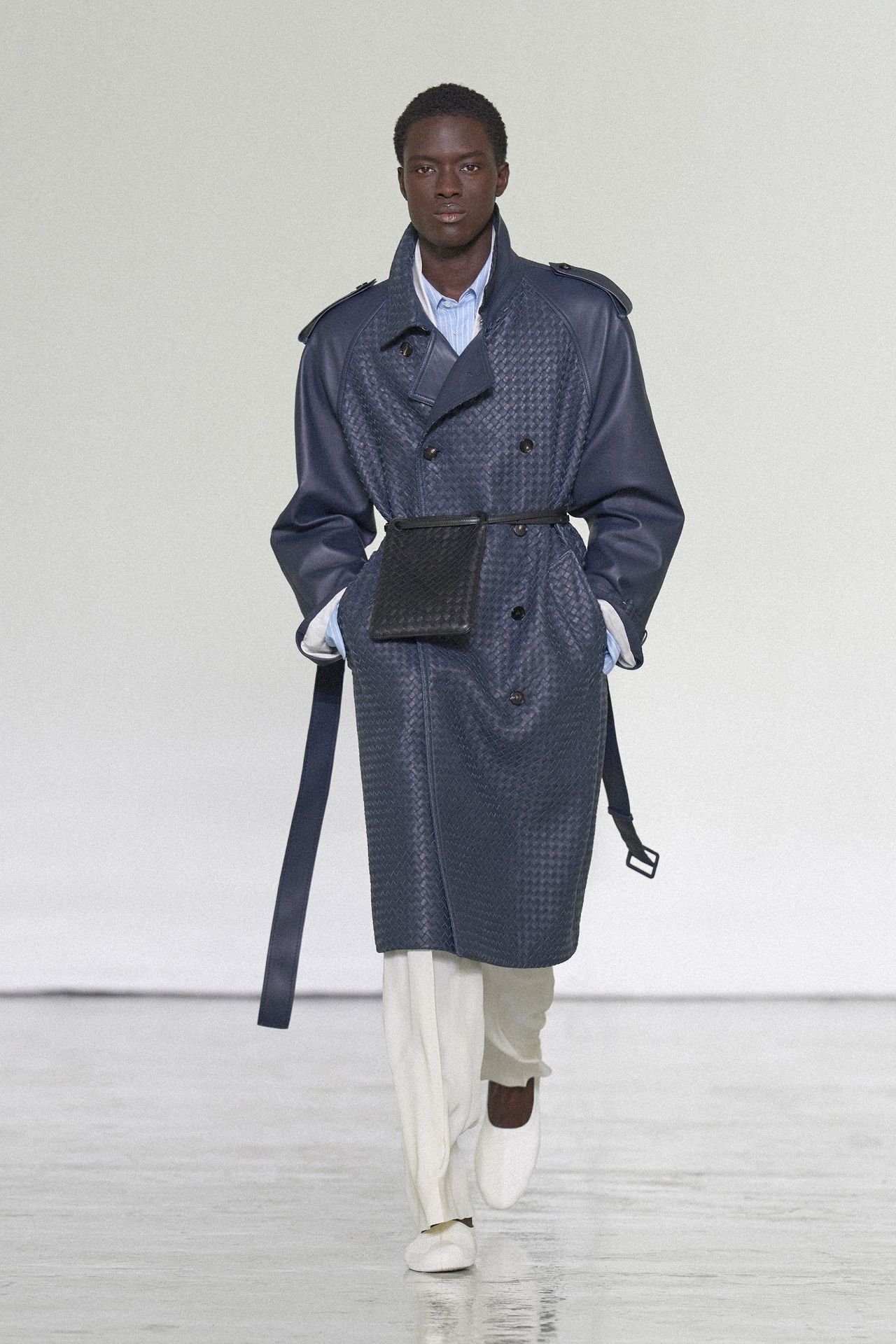 Bottega Veneta S/S 2027 runway show by Louise Trotter at Milan FashioN Week