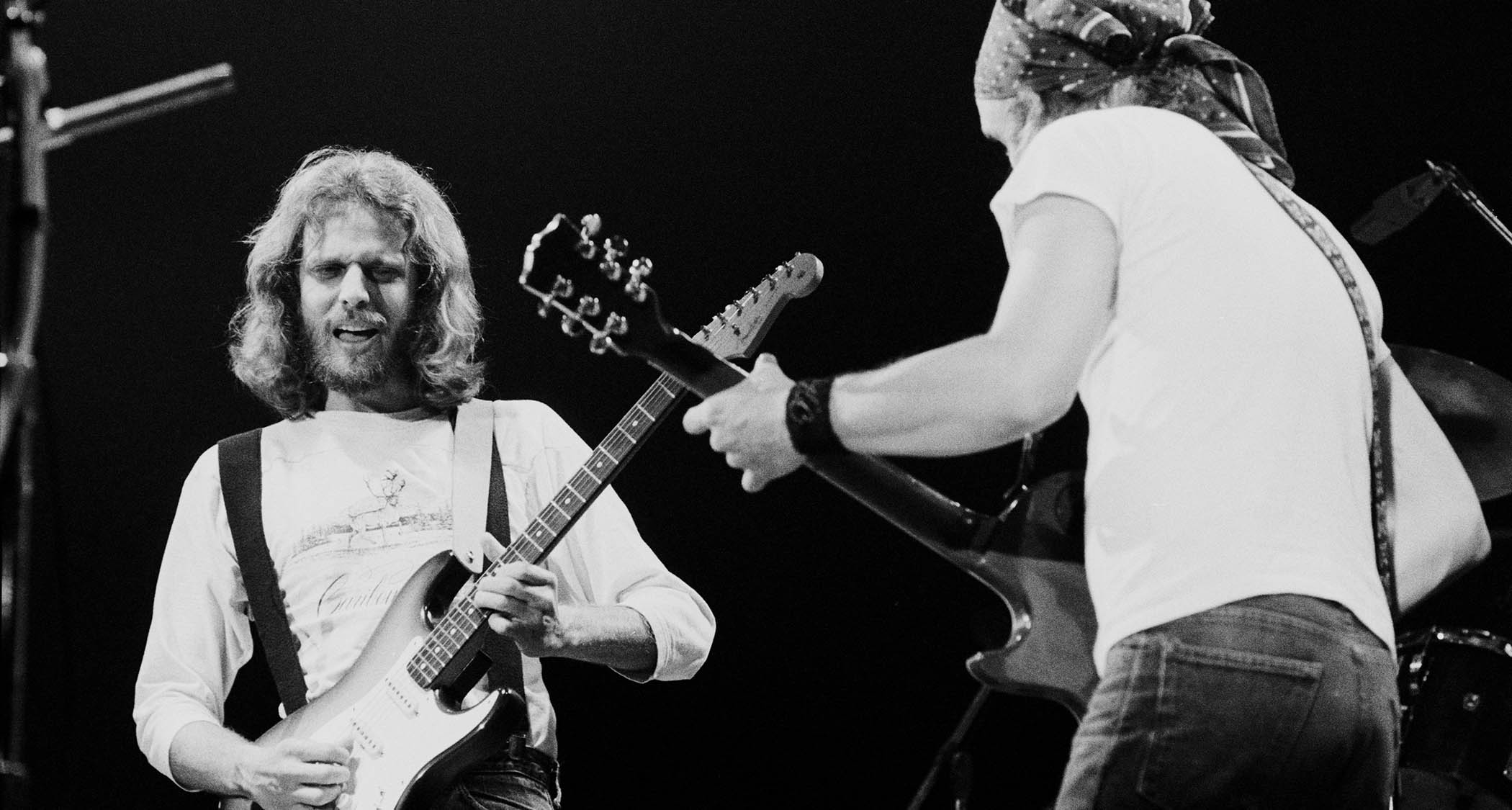 Don Fender and Joe Walsh face off live in 1977.