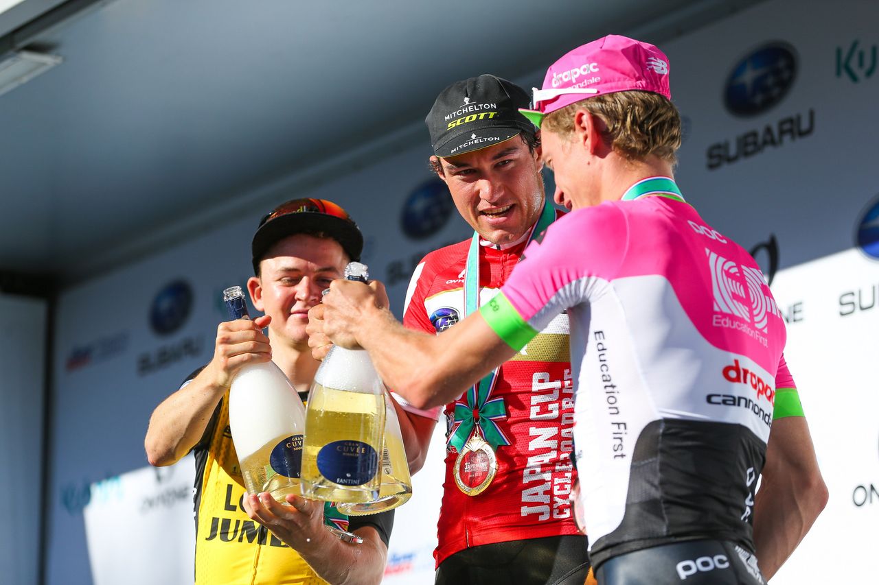 Fizzy wine for the winners