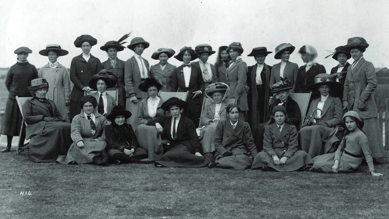 Female golfers at Aldeburgh Golf Club in 1911