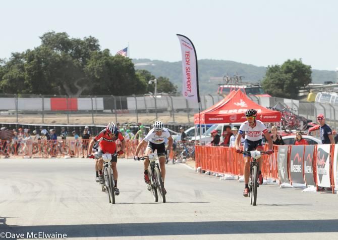 Todd Wells (Specialized) rolling in for the win as Stephen Ettinger and Christoph Sauser contest second place