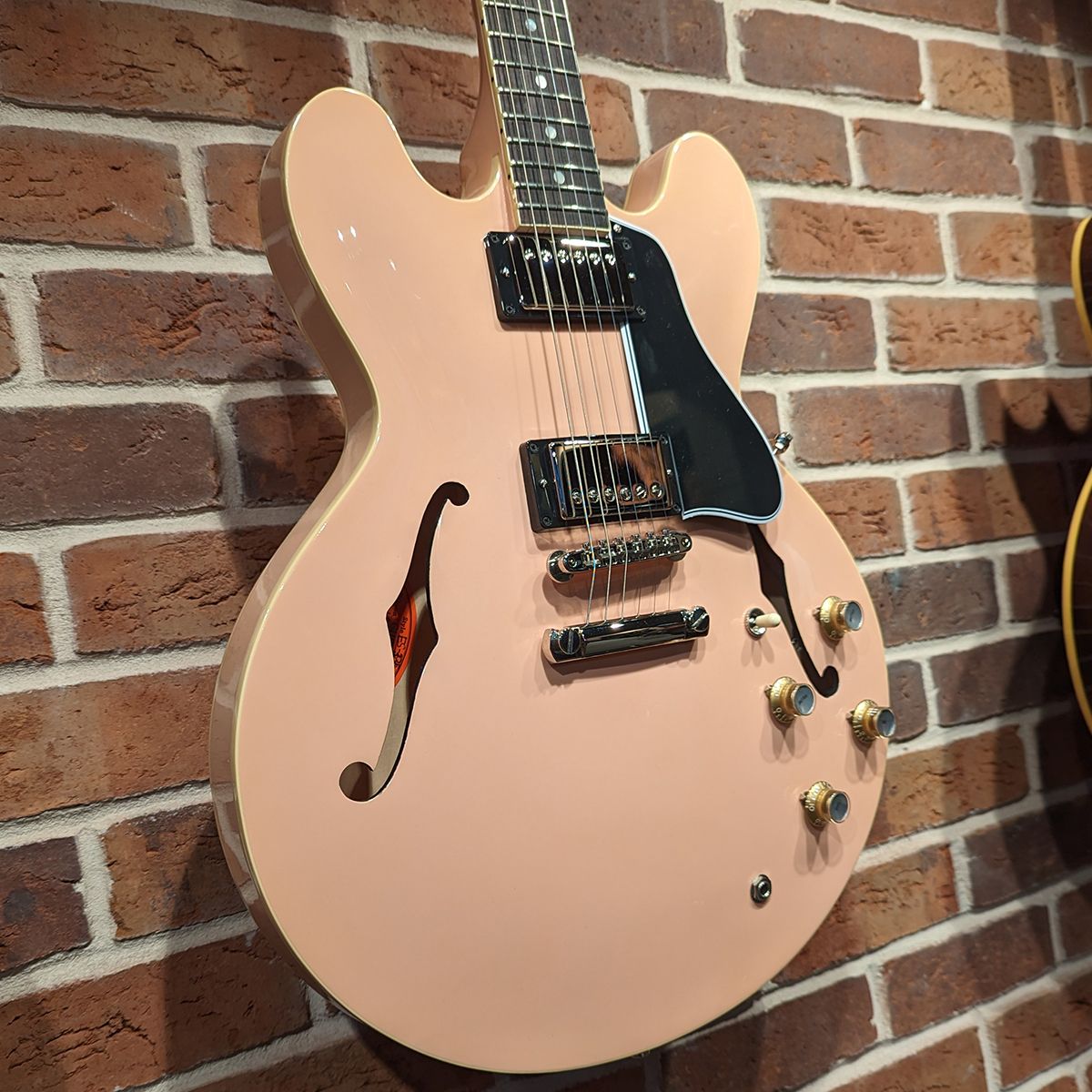Gibson Garage London preview 2024