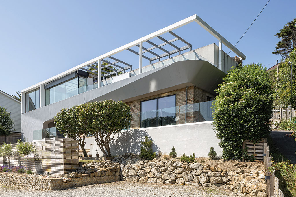 Property for sale with a swimming pool: Greenway, Sandgate, Kent. 