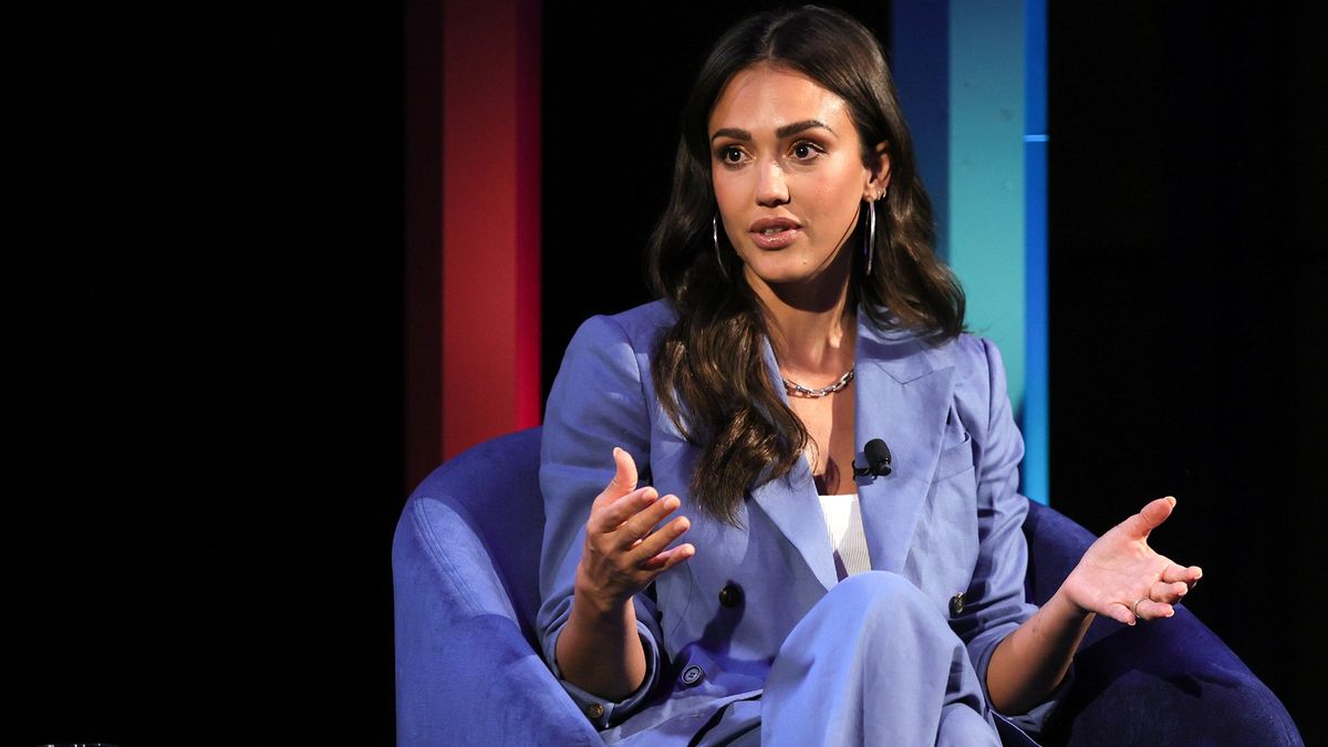 Jessica Alba Resigns from Her Leadership Role at The Honest Company, Saying “There Would Never Have Been an Easy Time to Make This Decision”