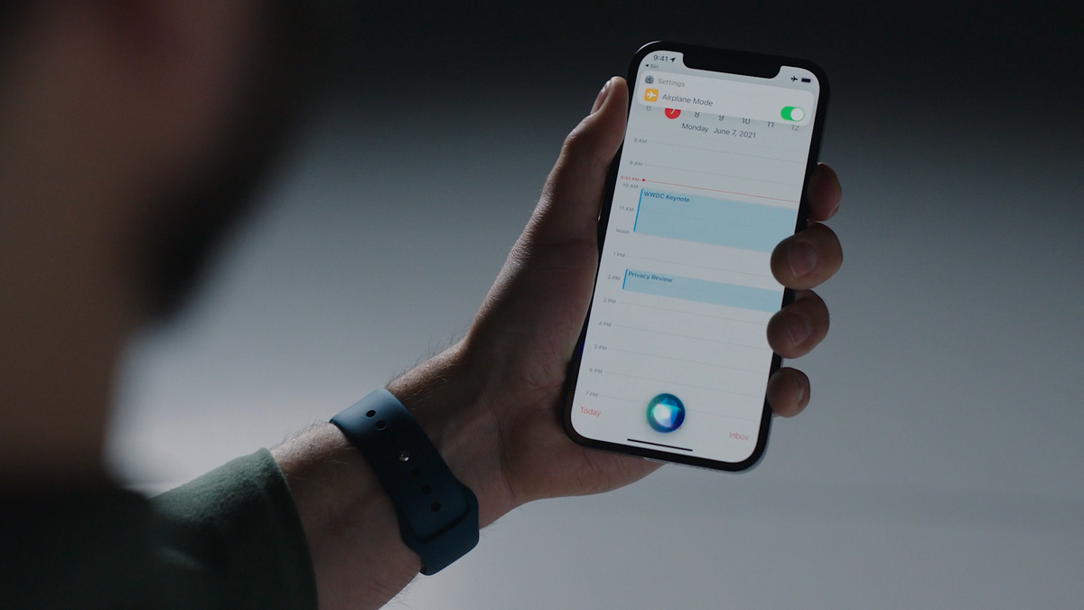 Siri aún tiene que recuperar las funciones de accesibilidad esenciales que desaparecieron con iOS 15