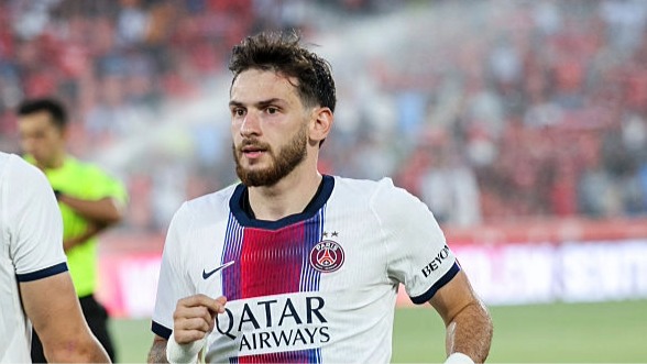 Khvicha Kvaratskhelia runs during a PSG pre-season friendly.