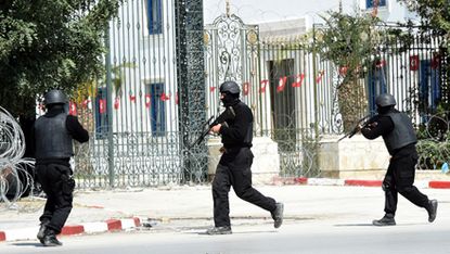 Tunisian security forces secure the Bardo Museum