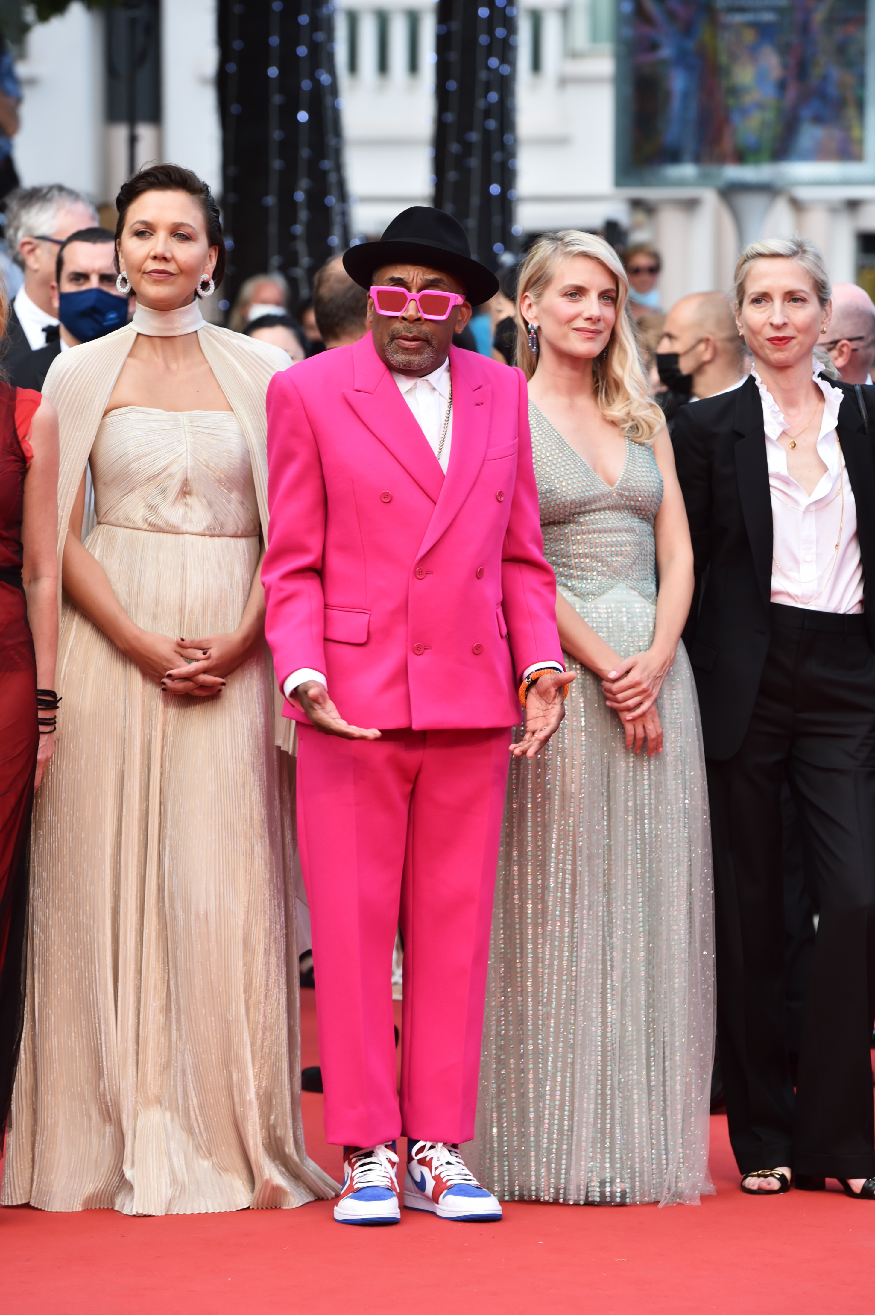 Spike Lee wearing sneakers at the Cannes Film Festival in 2021.