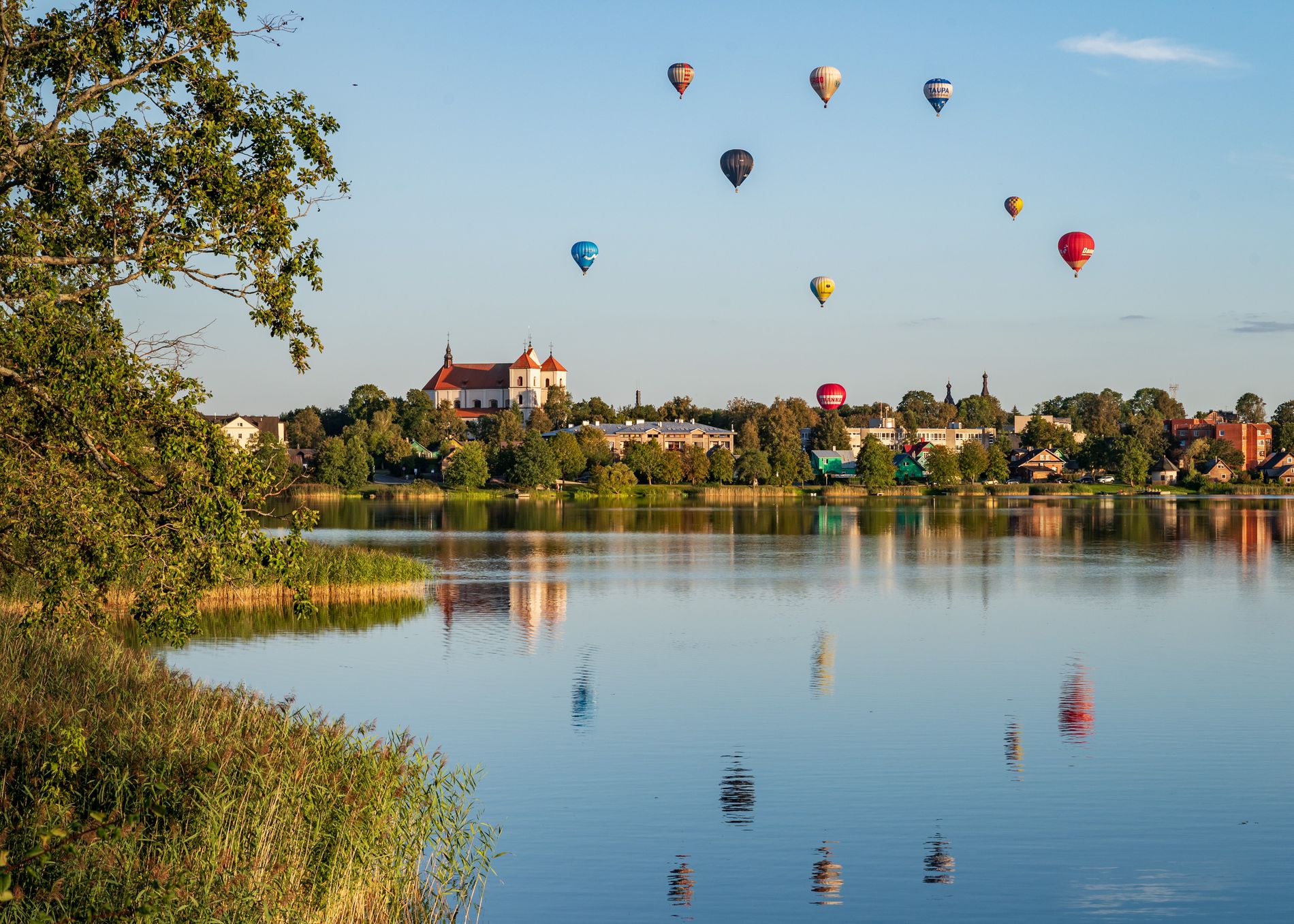 GuruShots - Travel Stories July 2025