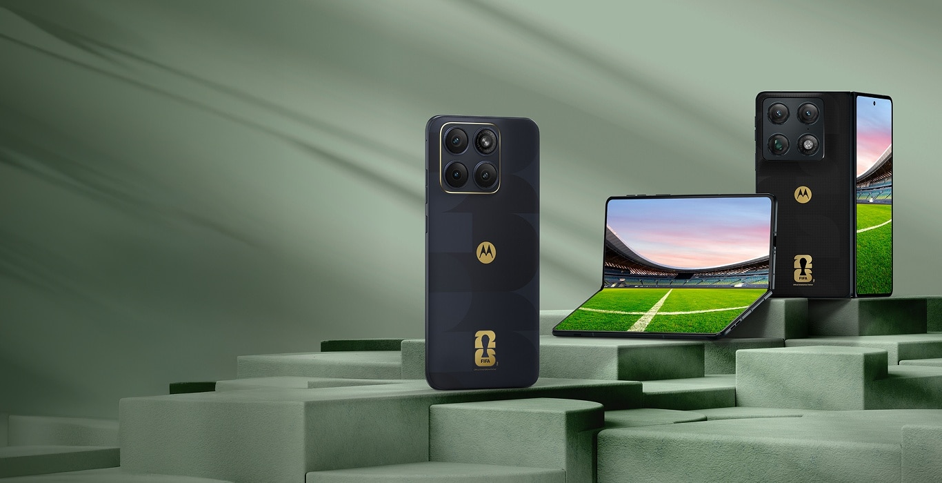 FIFA x Motorola razr fold Limited Edition