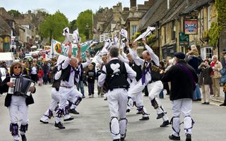 best market towns in the Cotswolds