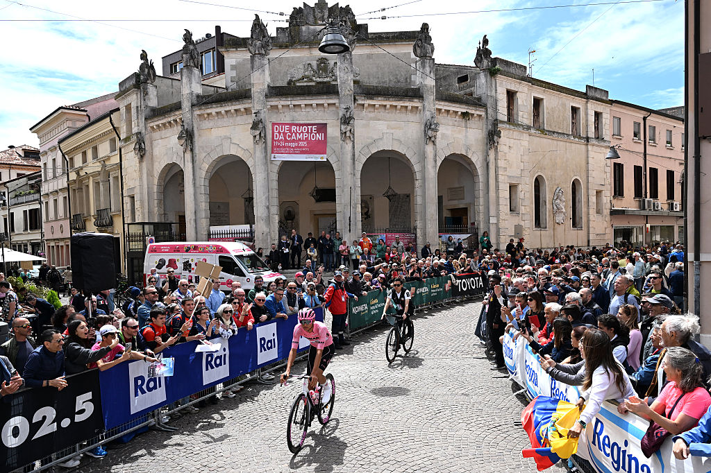 ROVIGO ITALY MAY 23 Isaac Del Toro of Mexico and Team UAE Team Emirates XRG Pink Leader Jersey prior to the 108th Giro dItalia 2025 Stage 13 a 180km stage from Rovigo to Vicenza UCIWT on May 23 2025 in Rovigo Italy Photo by Tim de WaeleGetty Images