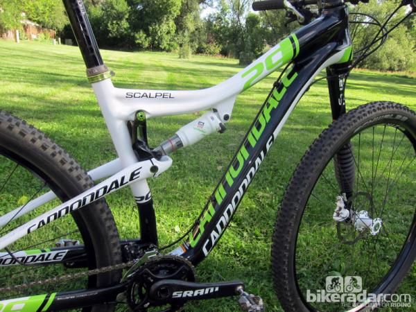 The burly front triangle still leaves enough room for a standard water bottle.